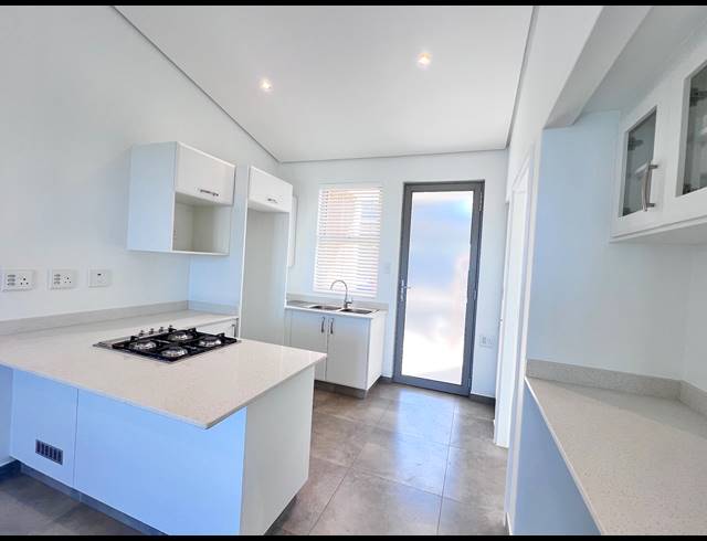 2 BEDROOM APARTMENT TO LET IN RENISHAW HILLS